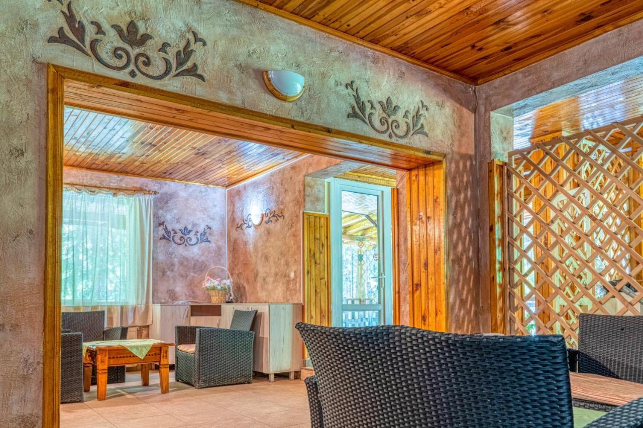 Крушун - Единствена На Метри От Водопадите, Krushun - The Only Stay Just Meters From The Waterfalls กรูชูนา ภายนอก รูปภาพ